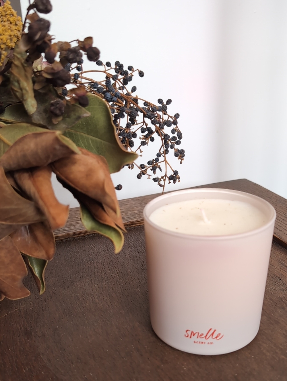 NWT Smelle Scent Co. Yore Candle Holiday Seasonal